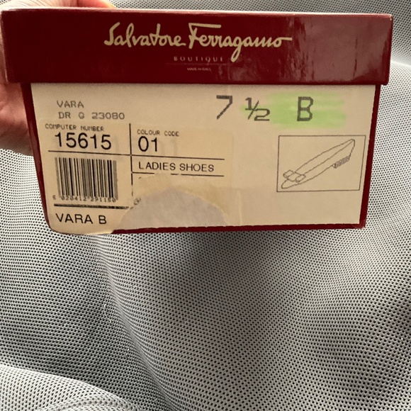 Ladies Salvatore Ferragamo GUC shoes - Picture 8 of 11